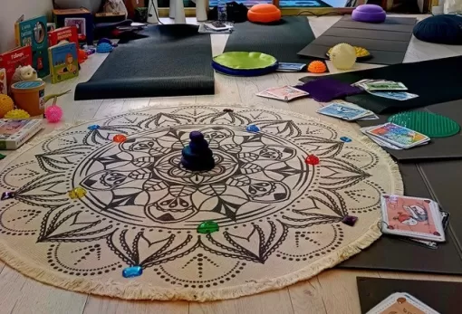 Ateliers yoga et relaxation parent / enfant à Sophia-Antipolis, Antibes, Harmonise & Concrétise